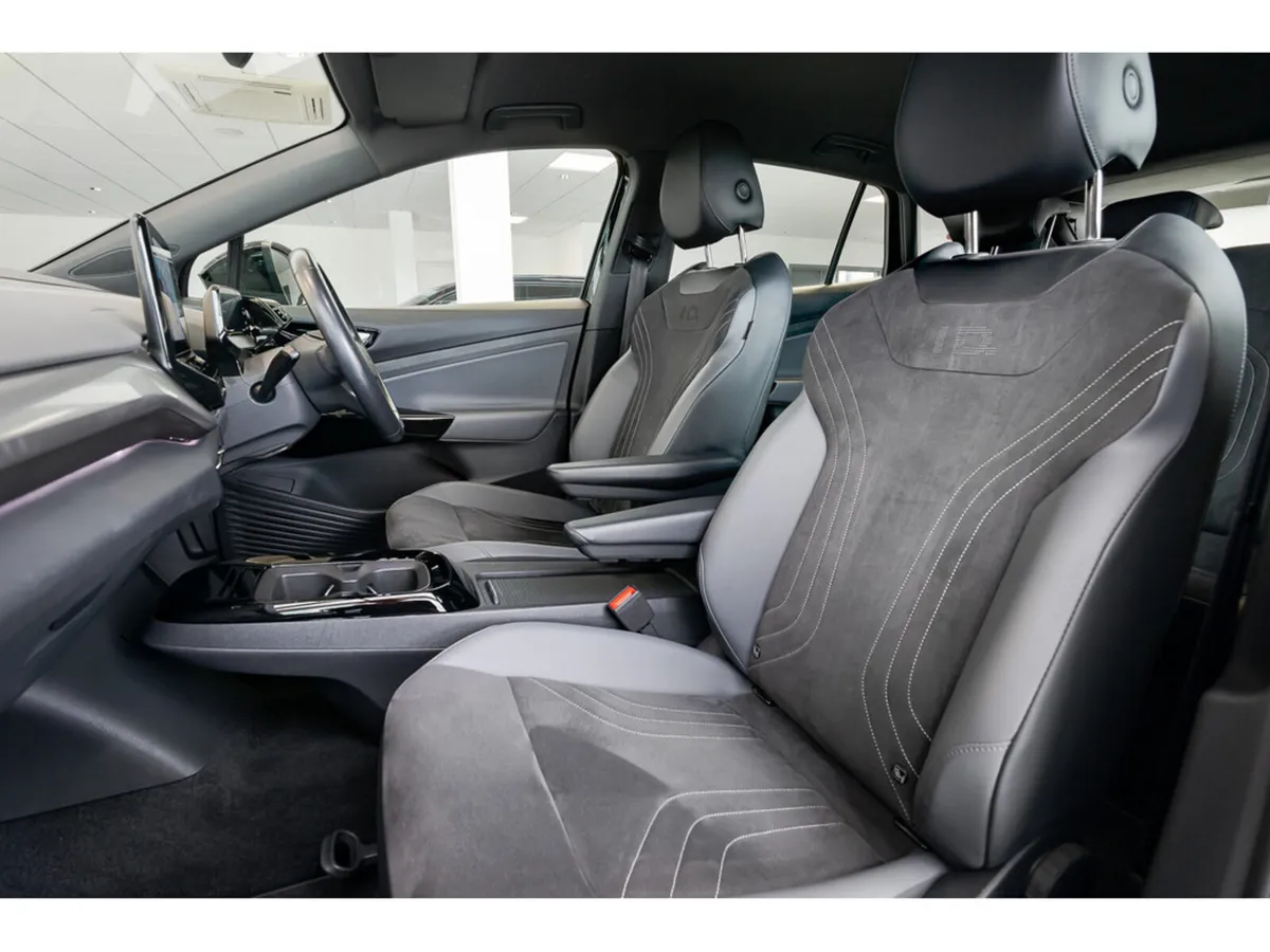 Volkswagen ID.4 Estate, Electric, 2023, Black