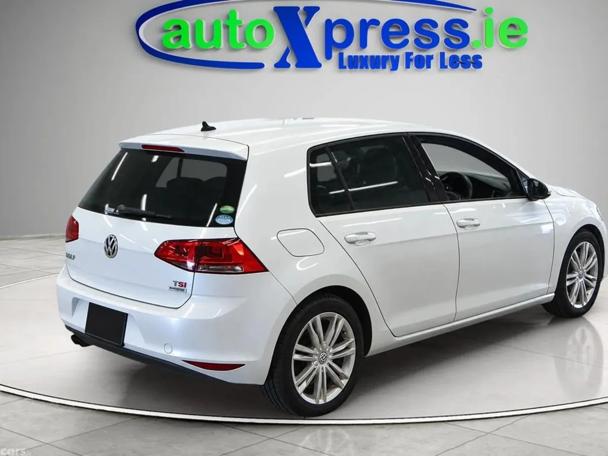 Volkswagen Golf Hatchback, Petrol, 2016, White