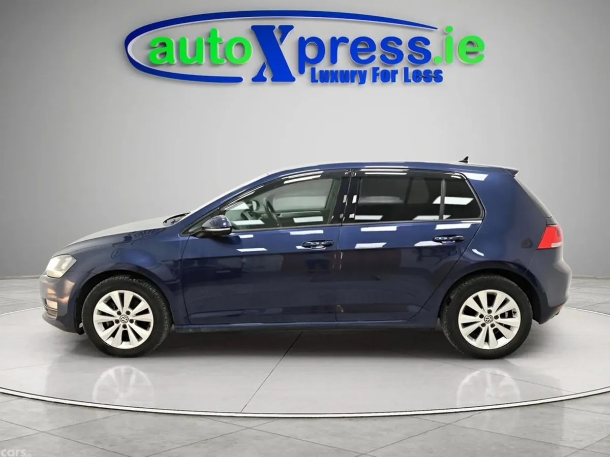 Volkswagen Golf Hatchback, Petrol, 2015, Blue