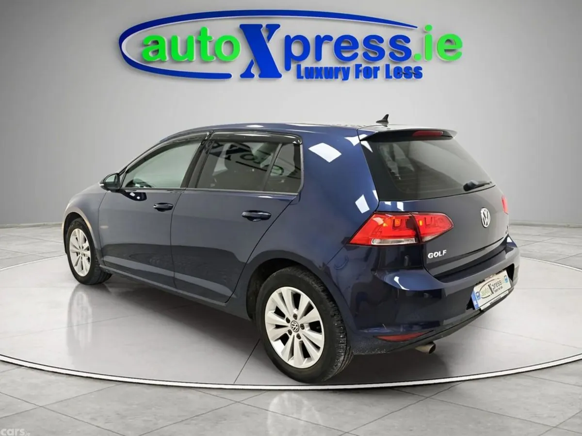 Volkswagen Golf Hatchback, Petrol, 2015, Blue