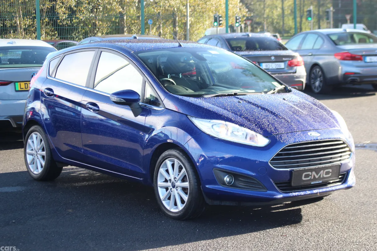 Ford Fiesta Hatchback, Petrol, 2016, Blue