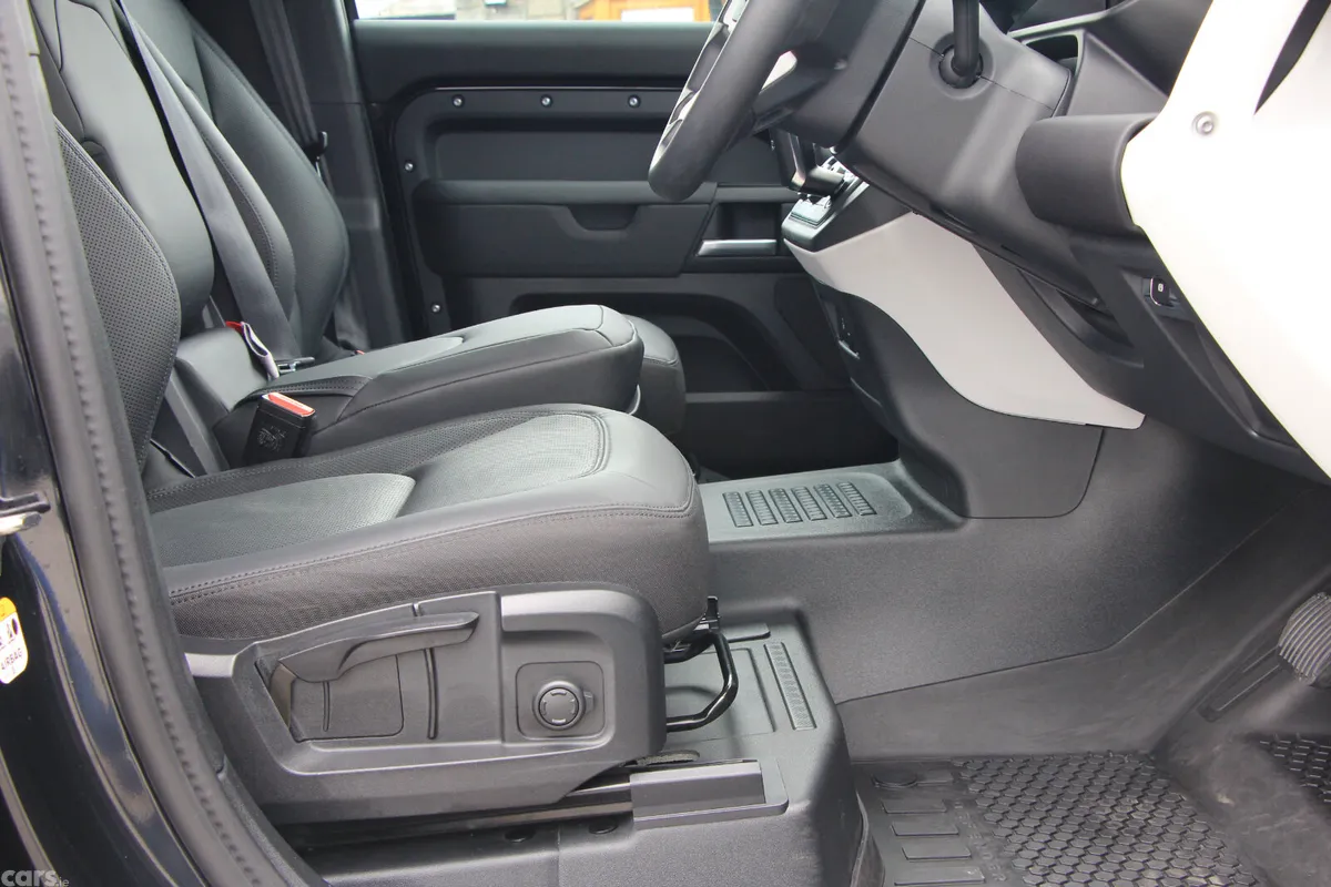Land Rover Defender SUV, Diesel, 2026, Black