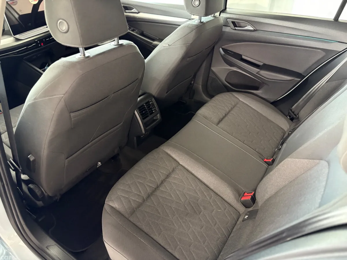 Volkswagen Golf Hatchback, Petrol, 2025, Blue