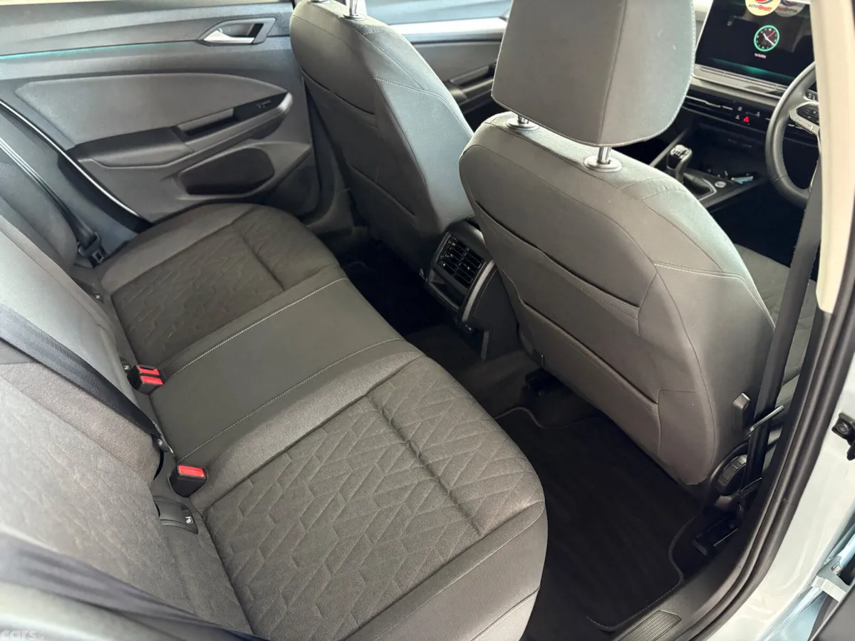 Volkswagen Golf Hatchback, Petrol, 2025, Blue