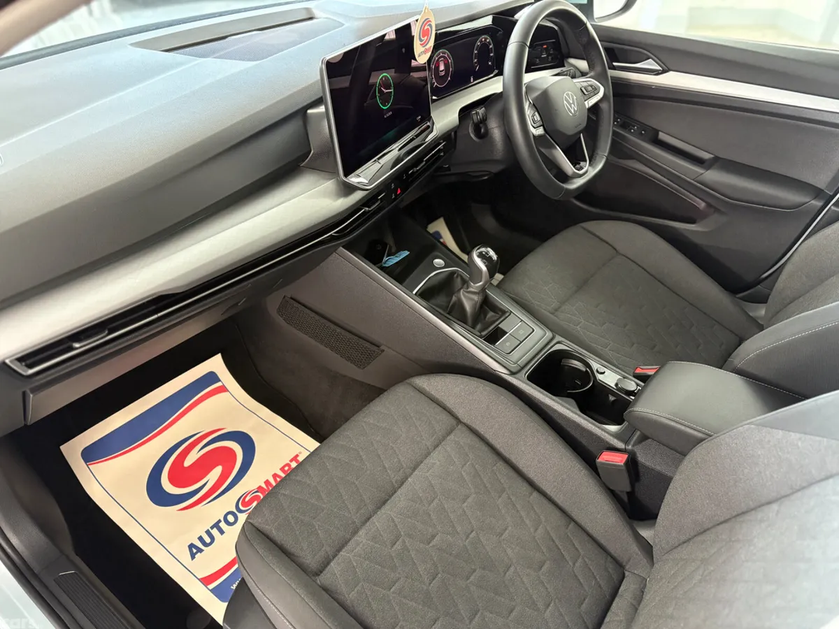 Volkswagen Golf Hatchback, Petrol, 2025, Blue