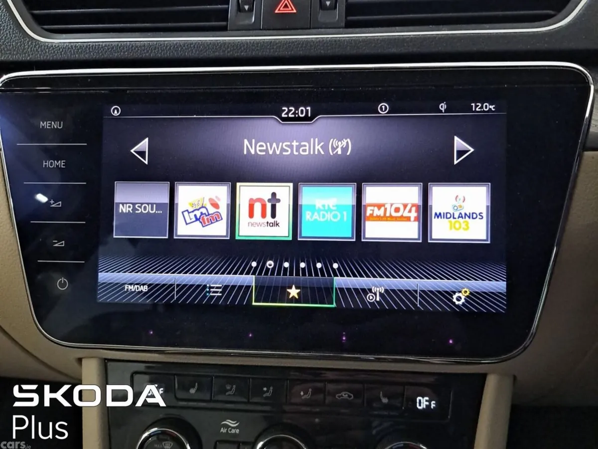 Skoda Superb Saloon, Diesel, 2023, Blue