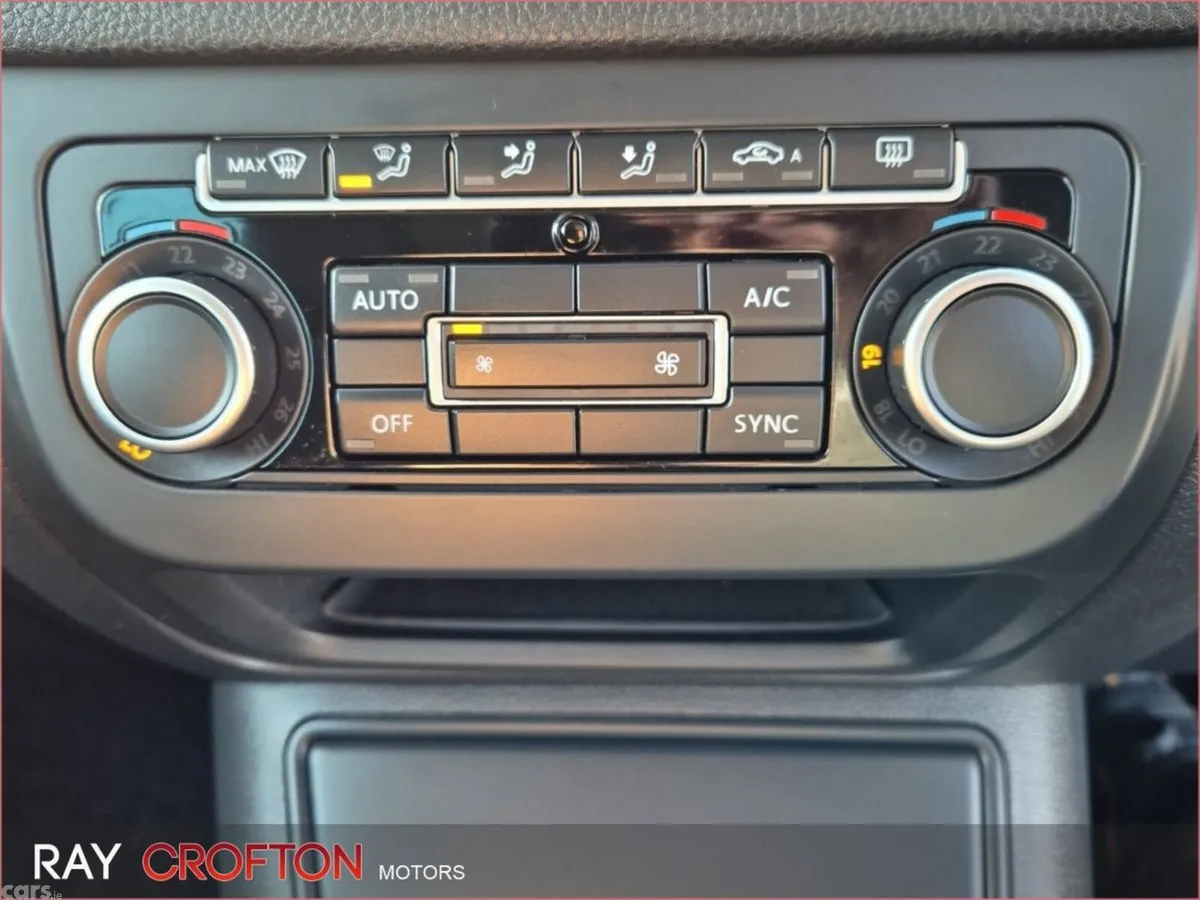 Volkswagen Tiguan SUV, Diesel, 2015, Blue