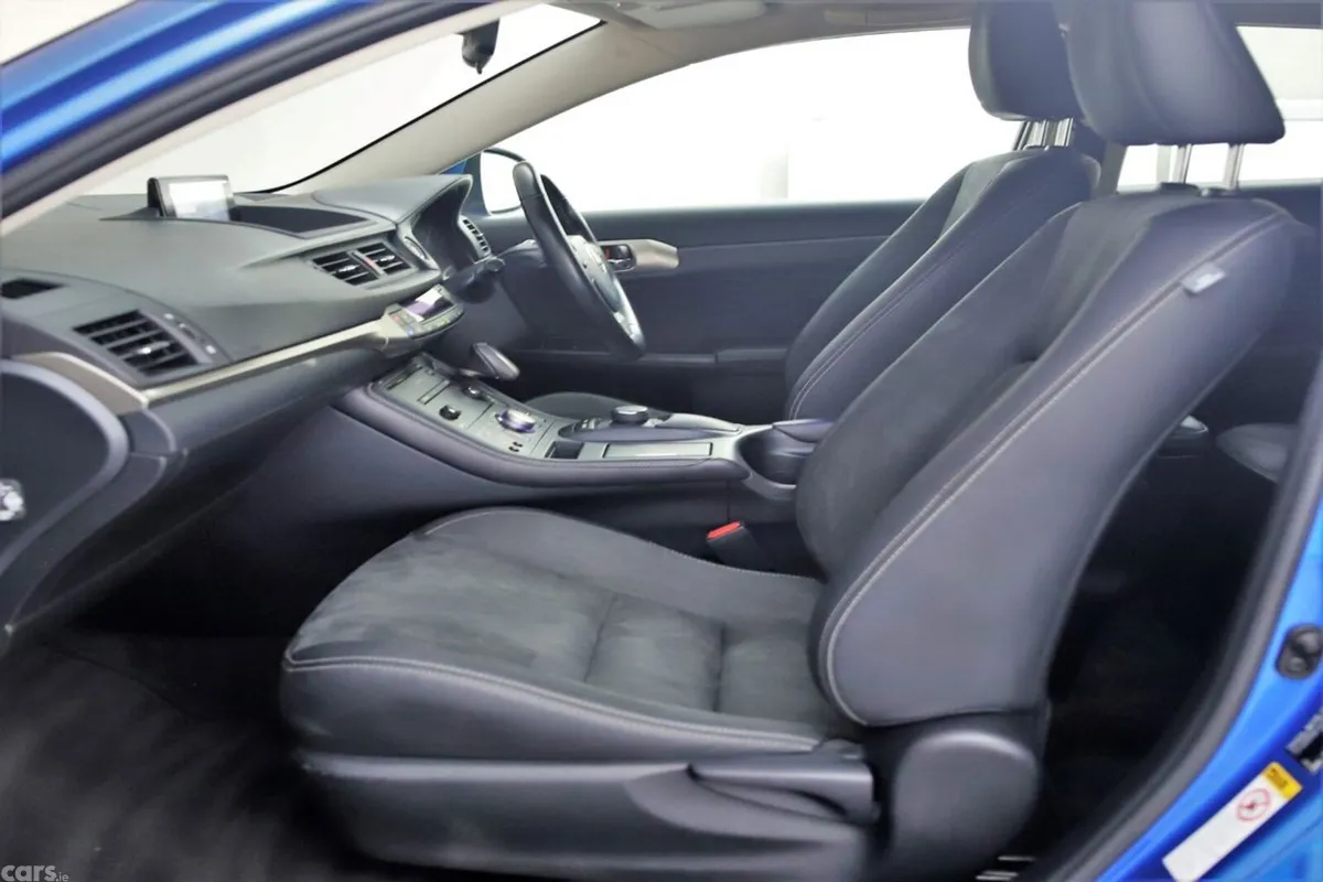 Lexus CT Hatchback, Petrol Hybrid, 2018, Blue