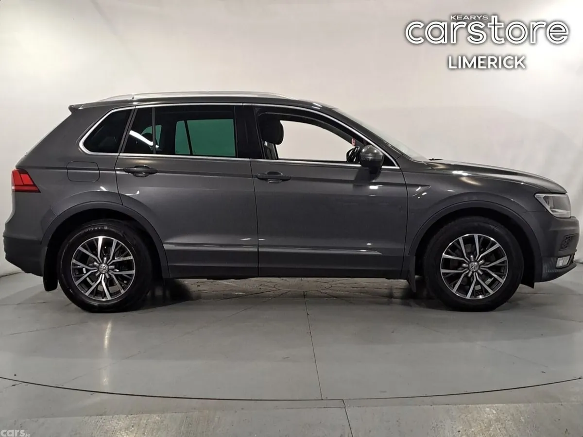 Volkswagen Tiguan SUV, Diesel, 2017, Grey