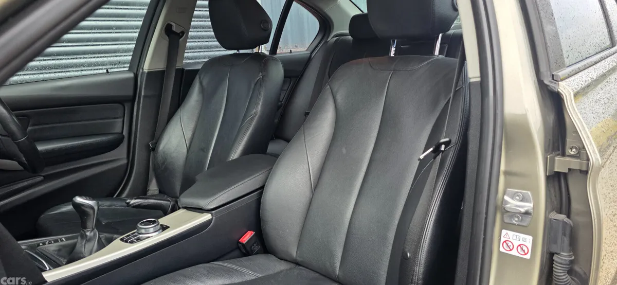 BMW 3-Series Saloon, Diesel, 2018, Silver