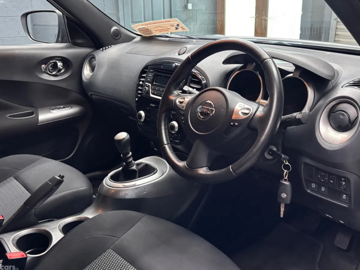 Nissan Juke Hatchback, Diesel, 2016, Grey