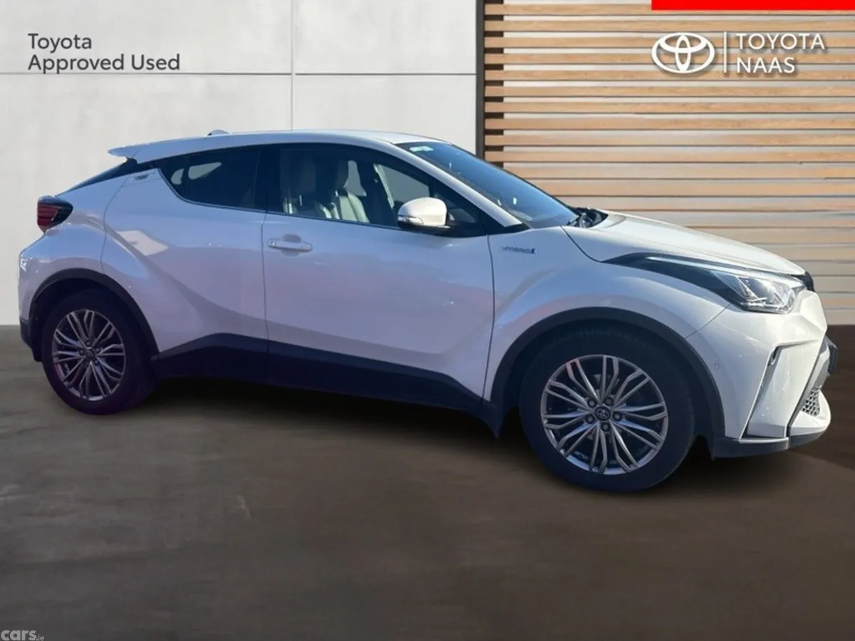 Toyota C-HR SUV, Petrol Hybrid, 2022, White
