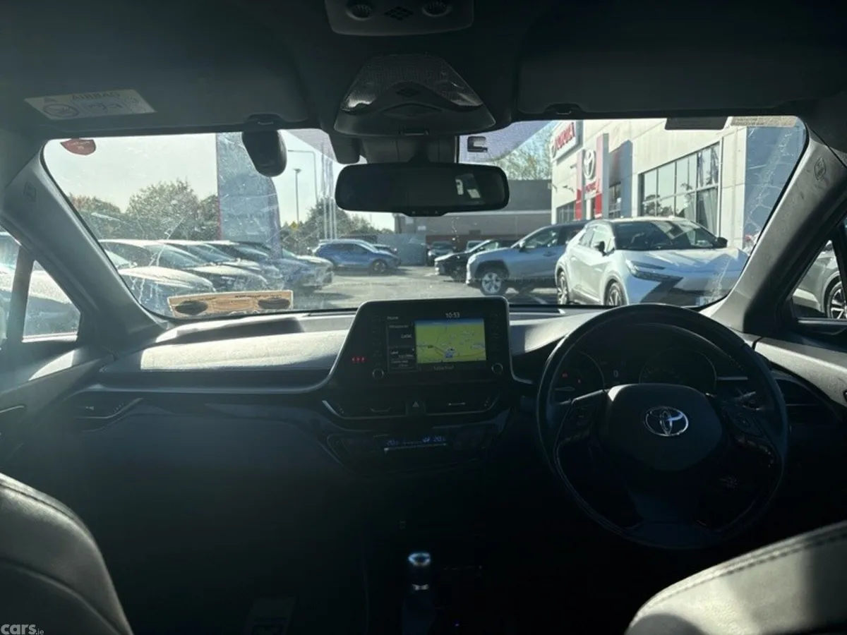 Toyota C-HR SUV, Petrol Hybrid, 2022, White