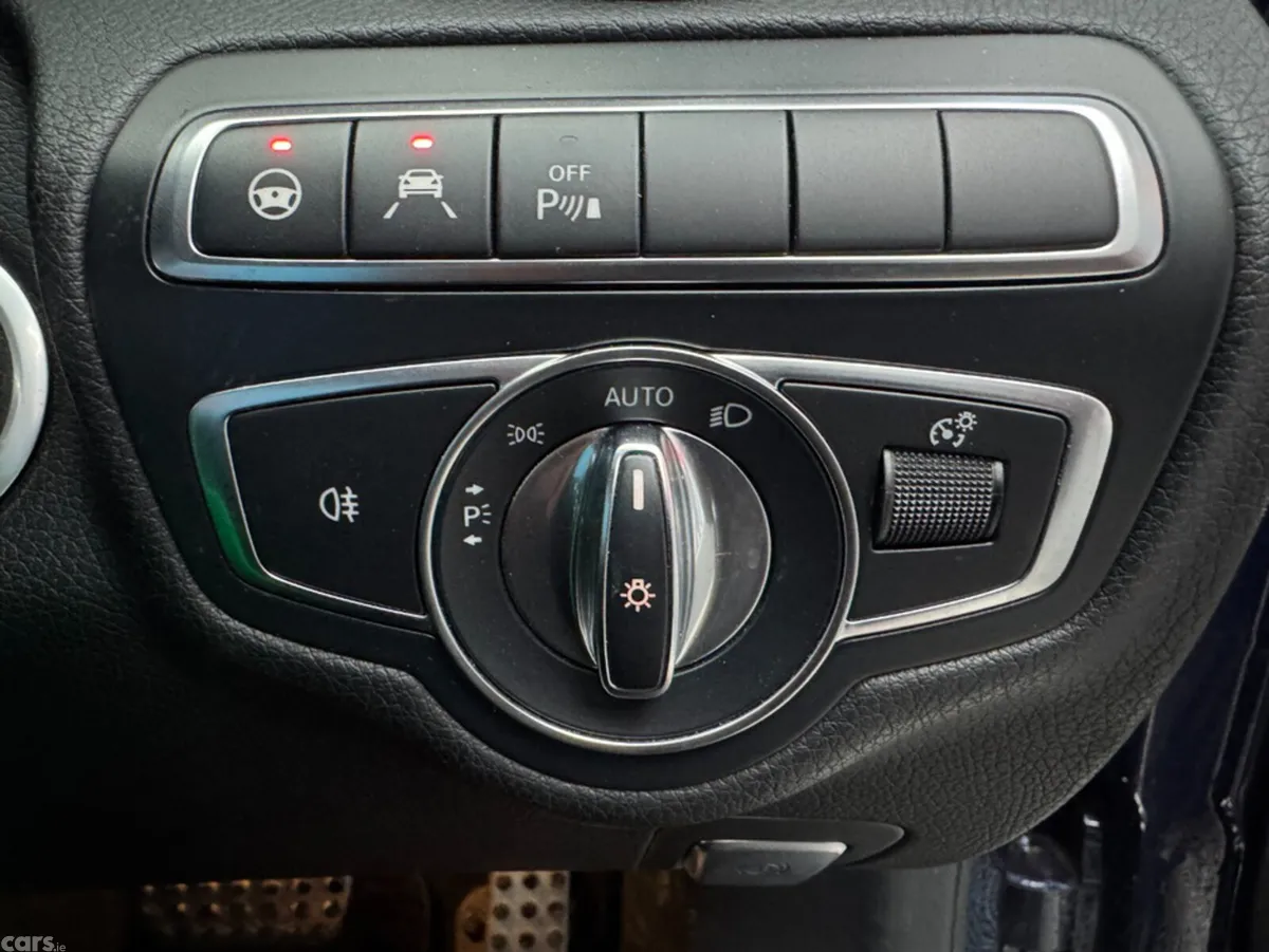 Mercedes-Benz C-Class Saloon, Petrol, 2018, Blue