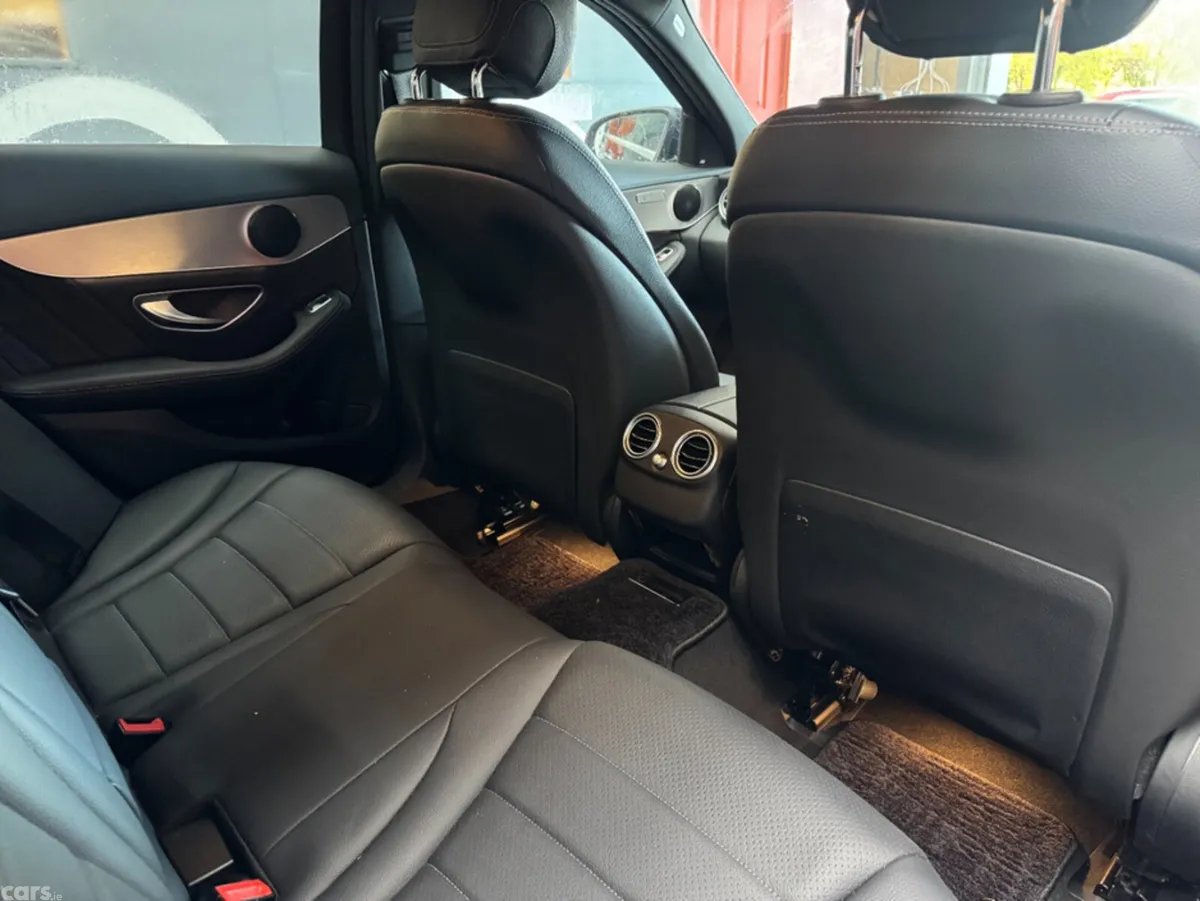 Mercedes-Benz C-Class Saloon, Petrol, 2018, Blue