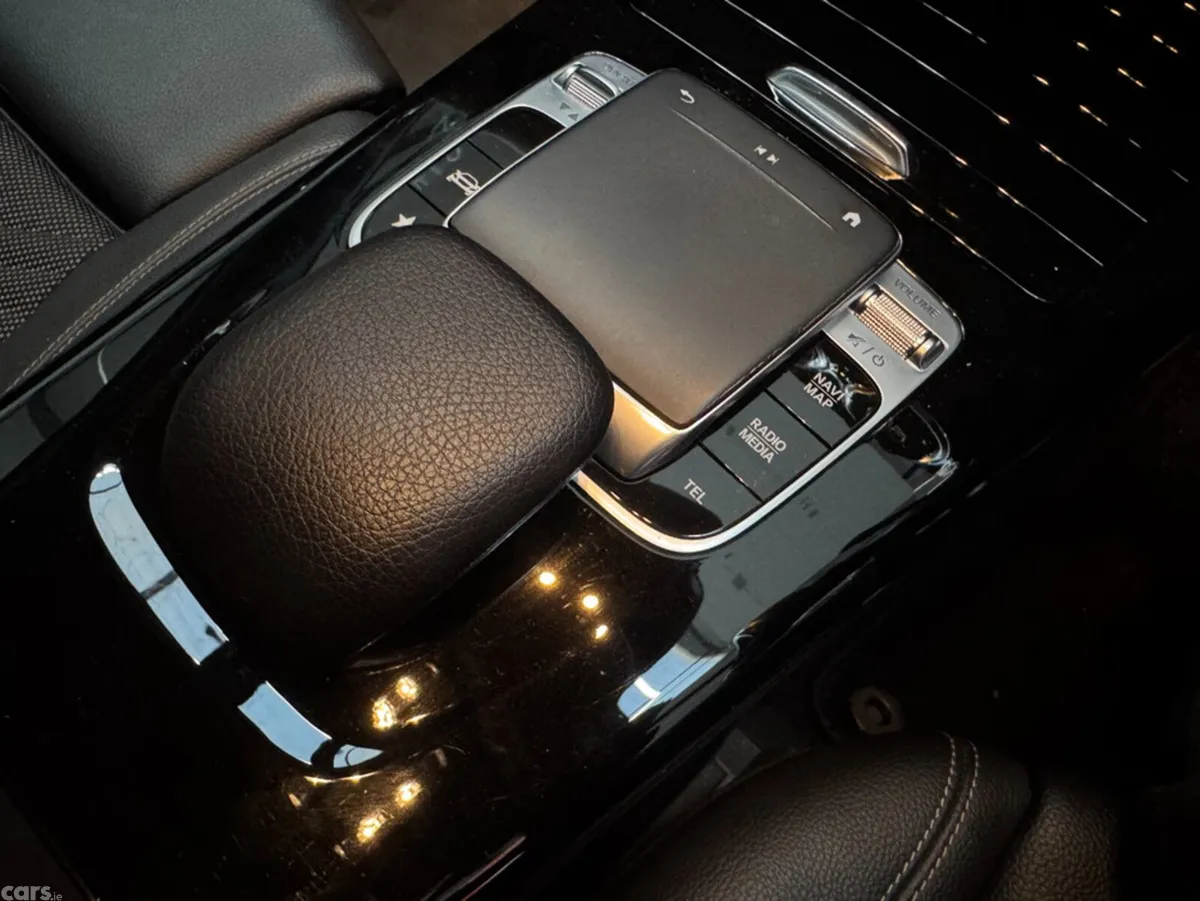 Mercedes-Benz A-Class Hatchback, Petrol, 2019, White