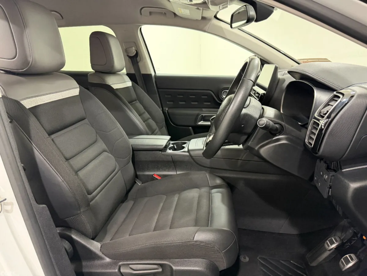 Citroen C5 Hatchback, Petrol, 2023, White