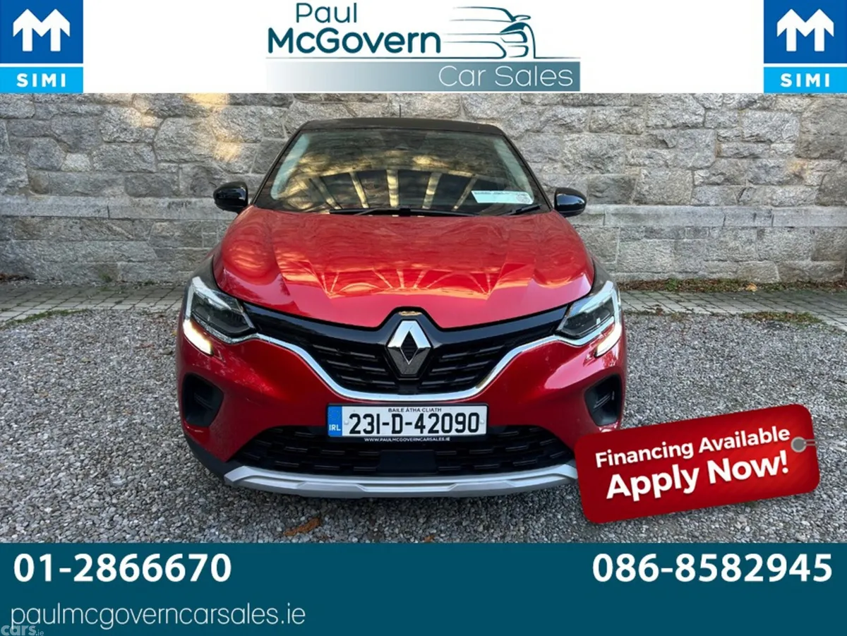 Renault Captur Hatchback, Petrol, 2023, Red