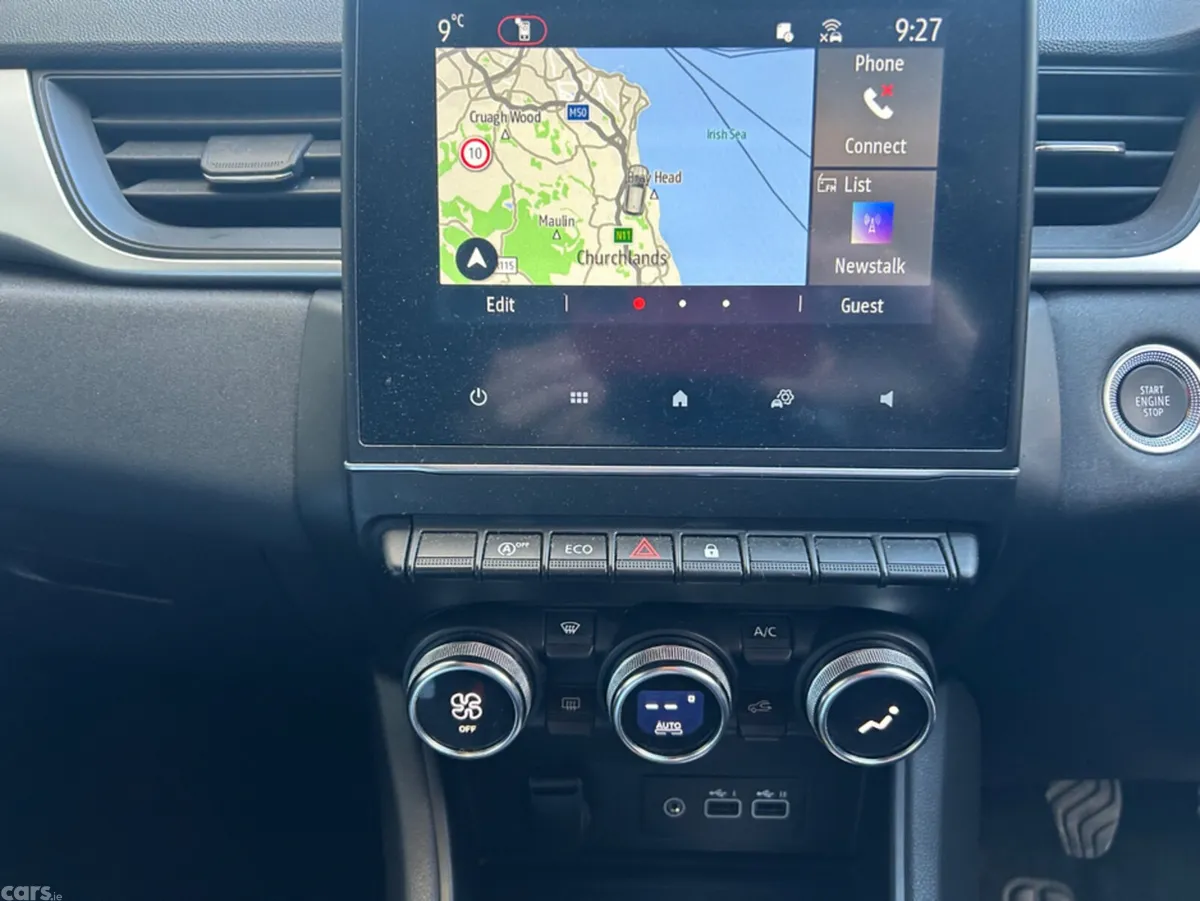 Renault Captur Hatchback, Petrol, 2023, Red