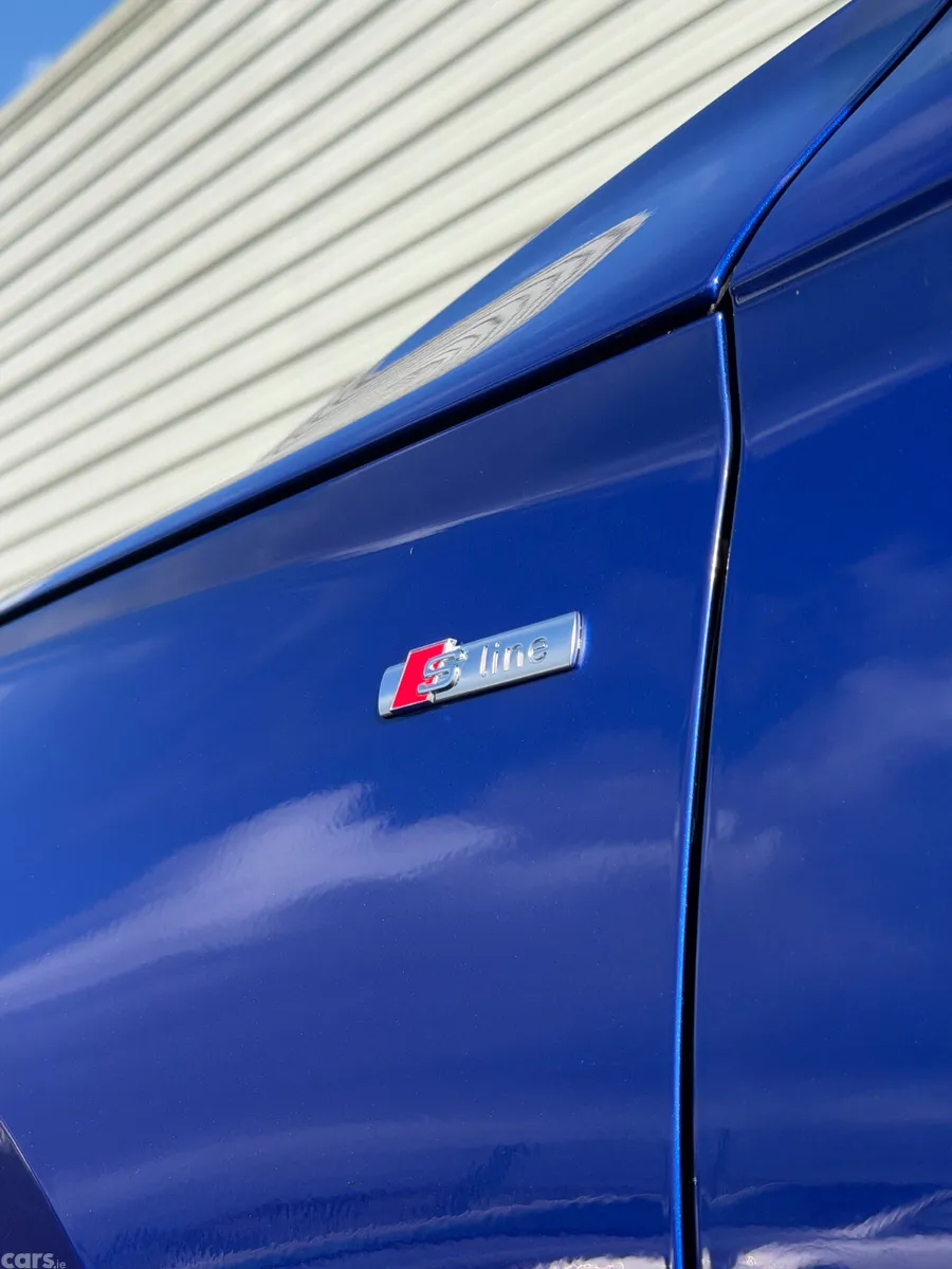 Audi Q5 SUV, Diesel, 2023, Blue