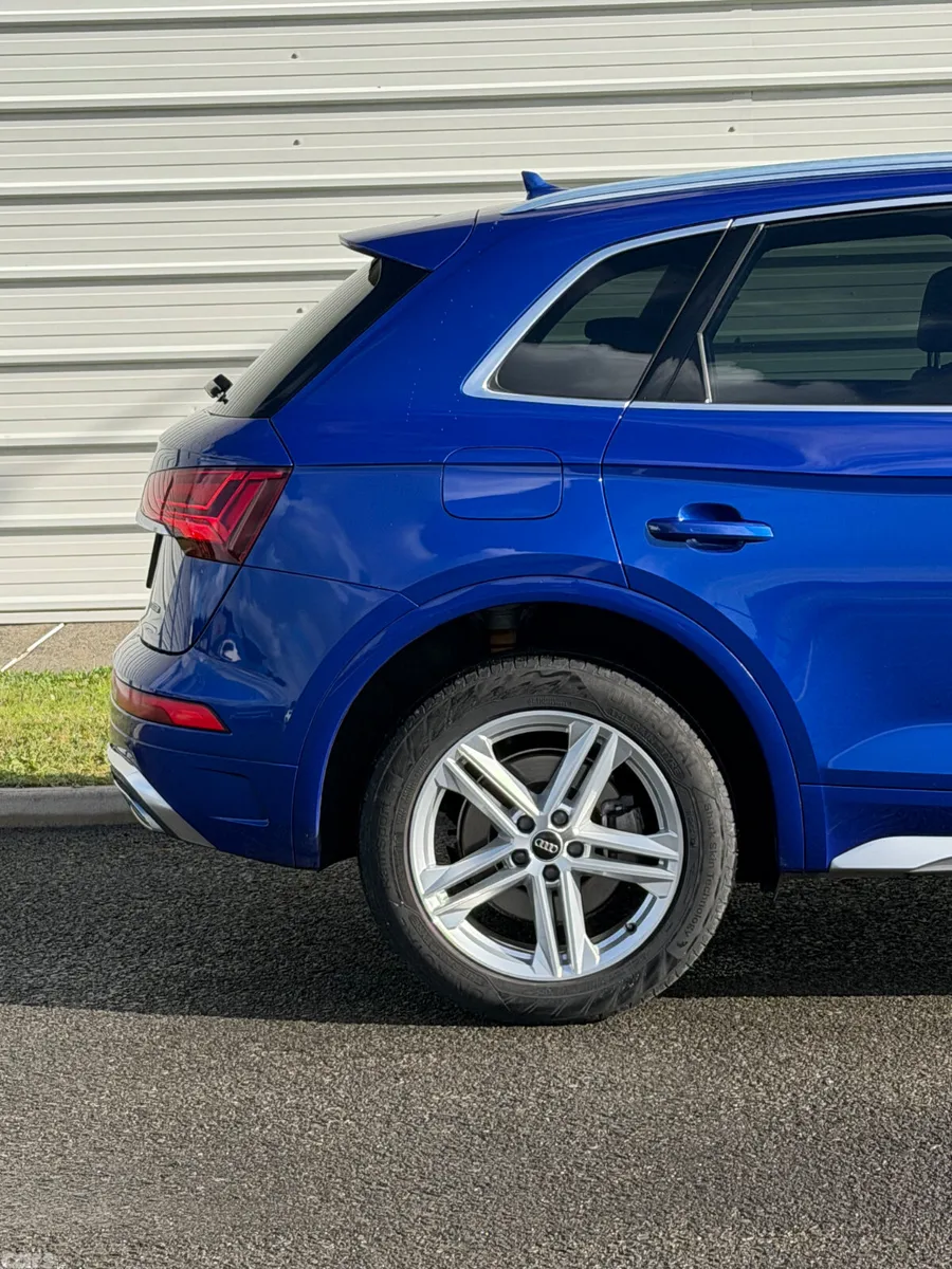 Audi Q5 SUV, Diesel, 2023, Blue
