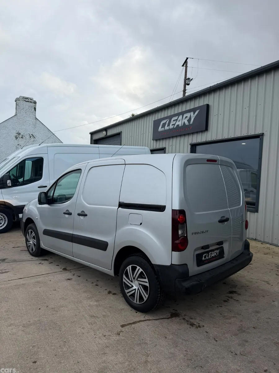 Peugeot Partner MPV, Diesel, 2018, Silver