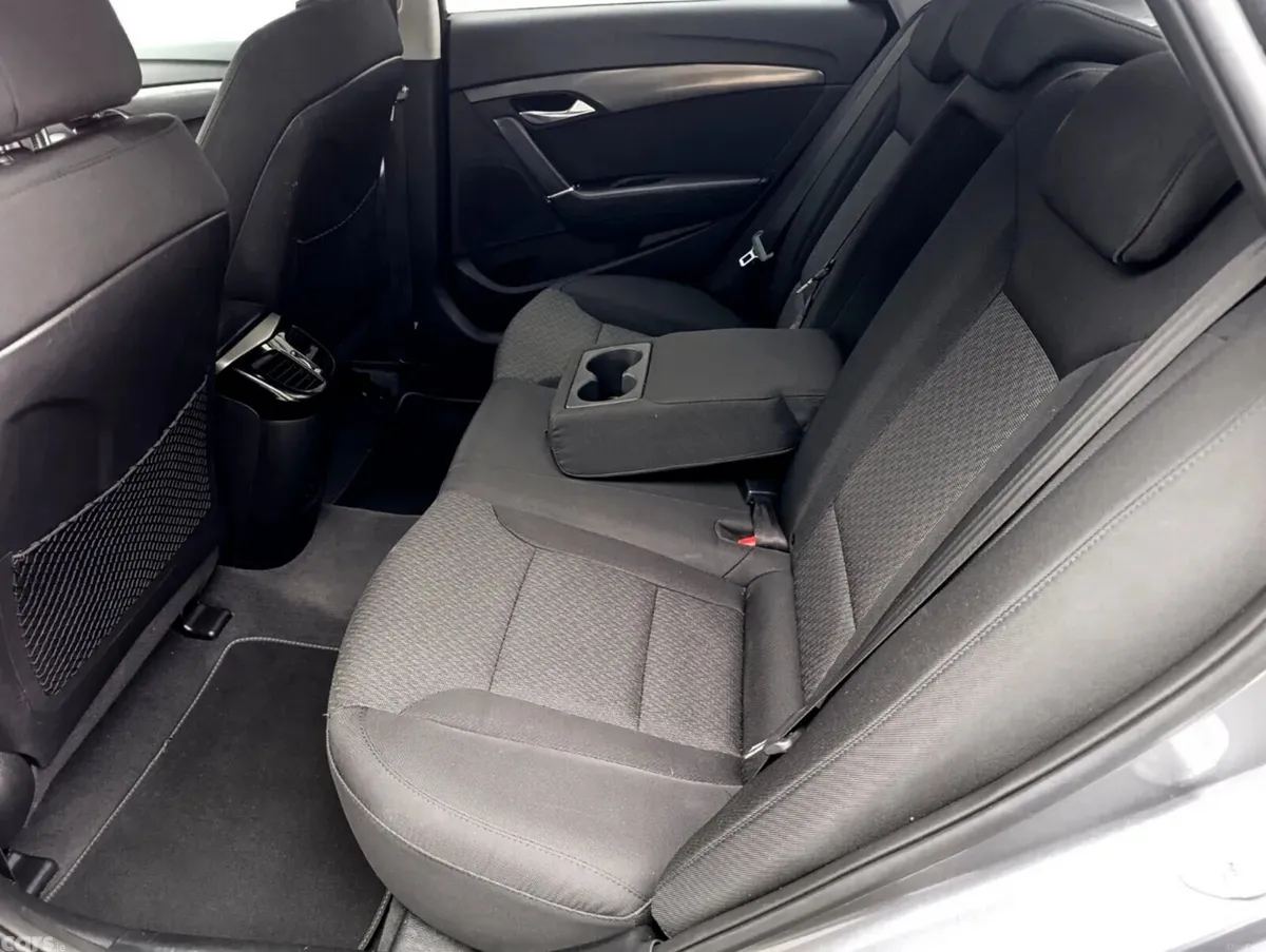 Hyundai i40 Saloon, Diesel, 2015, Silver