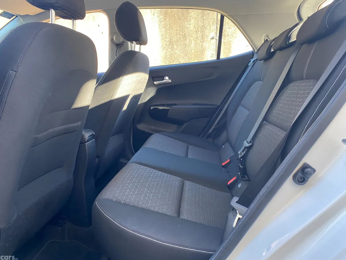 Kia Picanto Hatchback, Petrol, 2022, White