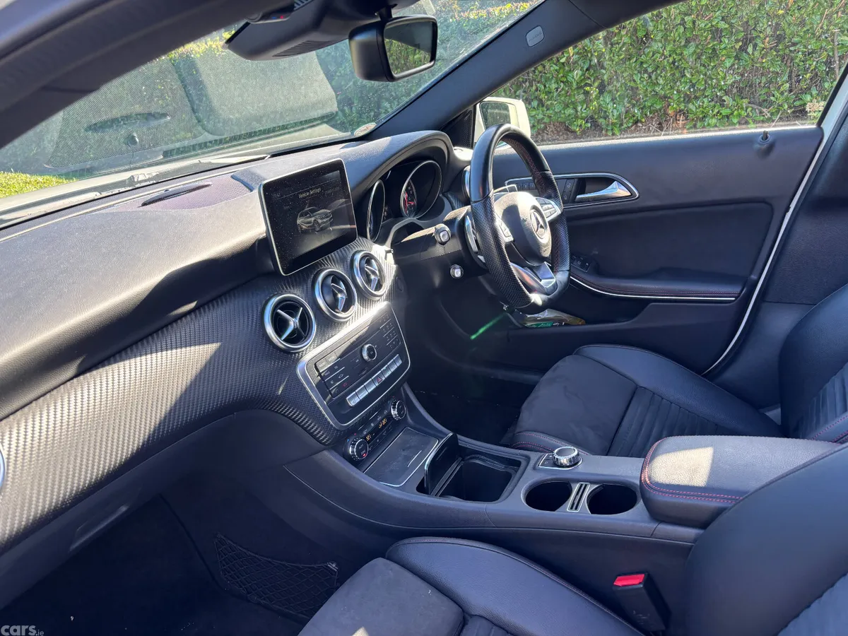 Mercedes-Benz A-Class Hatchback, Petrol, 2017, White