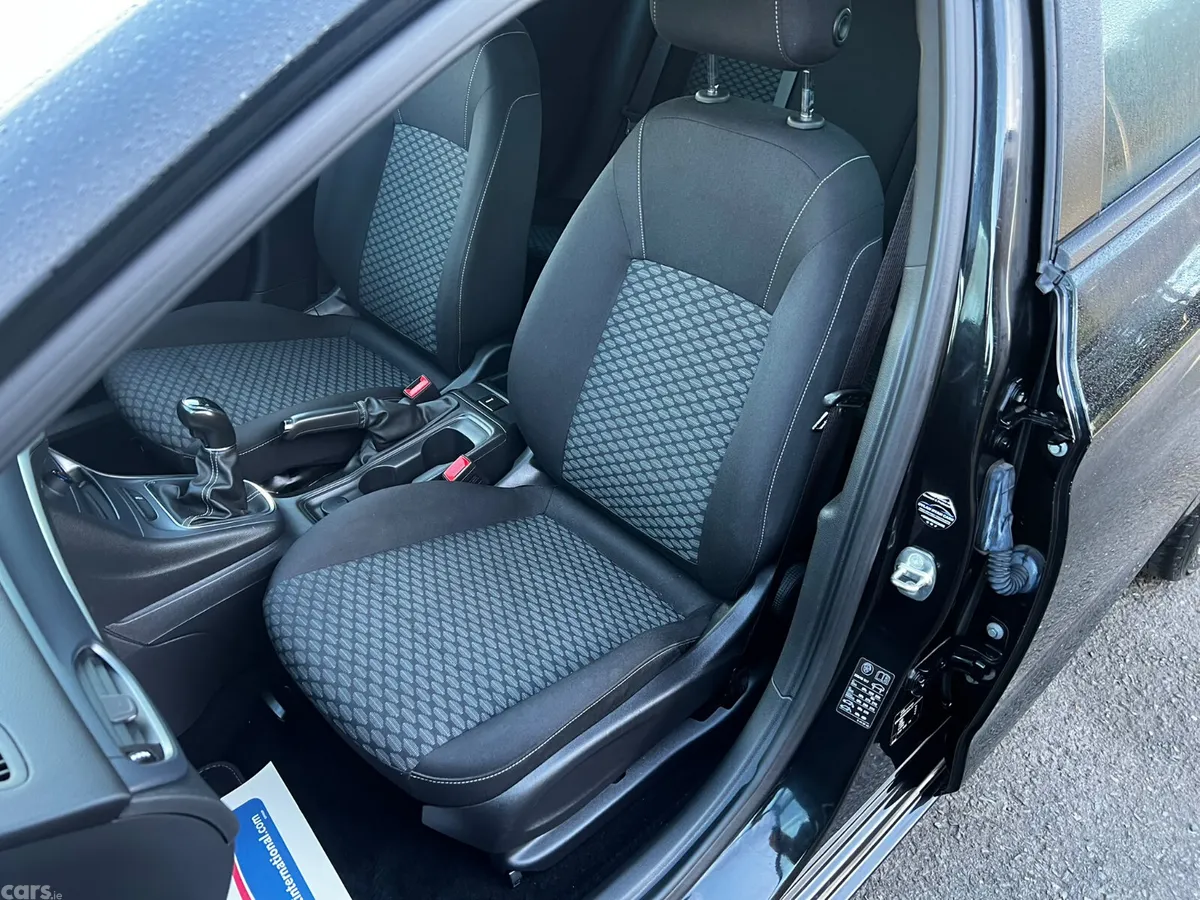 Vauxhall Astra 2018, Monaghan