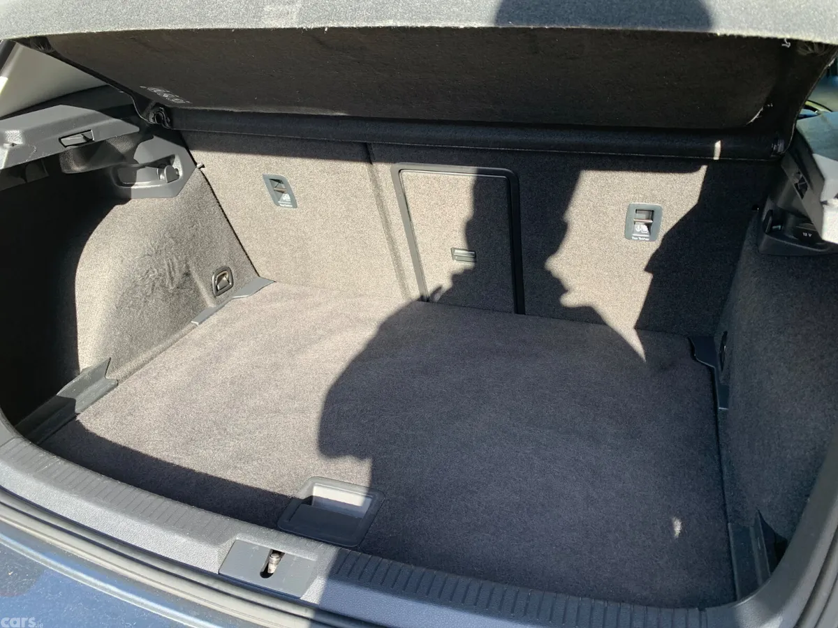 Volkswagen Golf Hatchback, Diesel, 2017, Grey