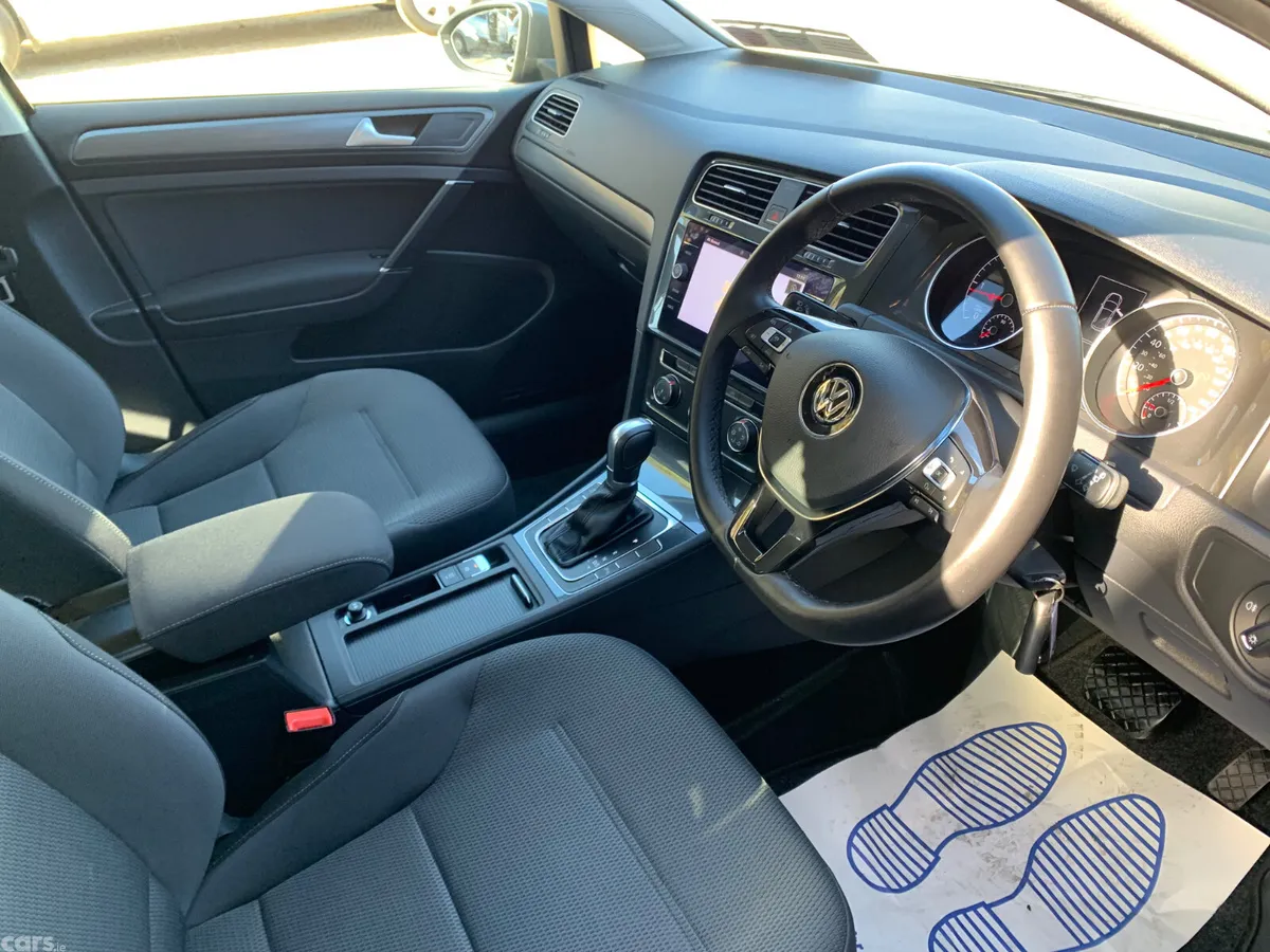Volkswagen Golf Hatchback, Diesel, 2017, Grey