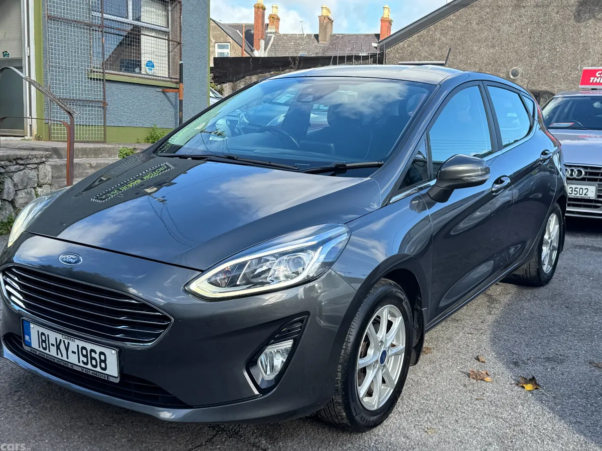 Ford Fiesta Hatchback, Petrol, 2018, Grey
