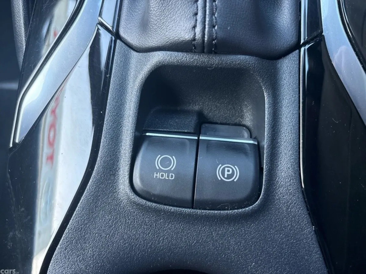 Toyota Corolla Estate, Petrol Hybrid, 2025, Black