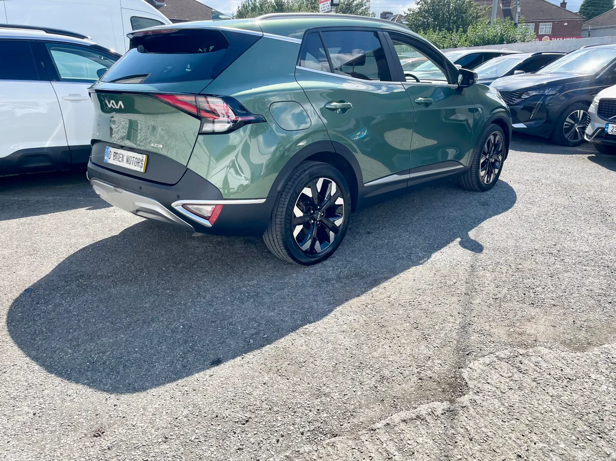 Kia Sportage SUV, Petrol Plug-in Hybrid, 2024, Green