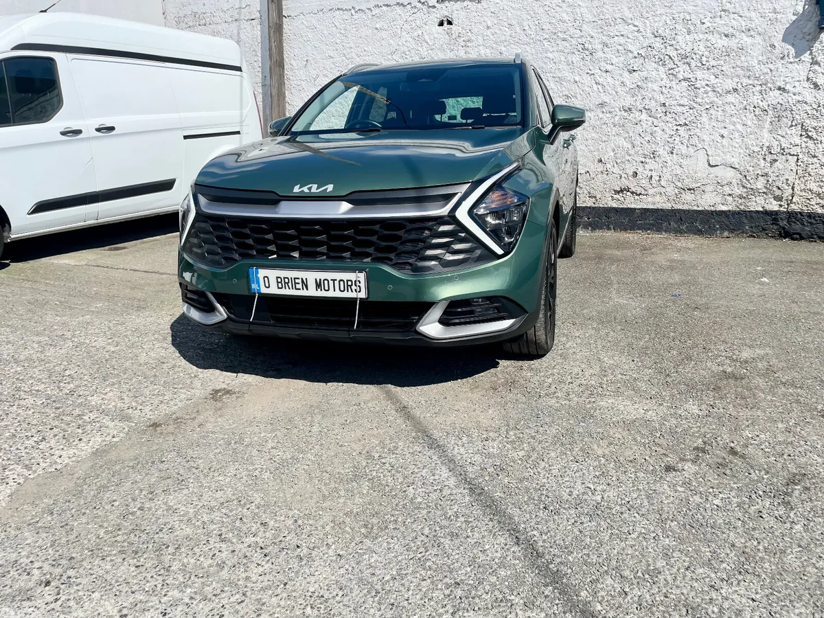 Kia Sportage SUV, Petrol Plug-in Hybrid, 2024, Green