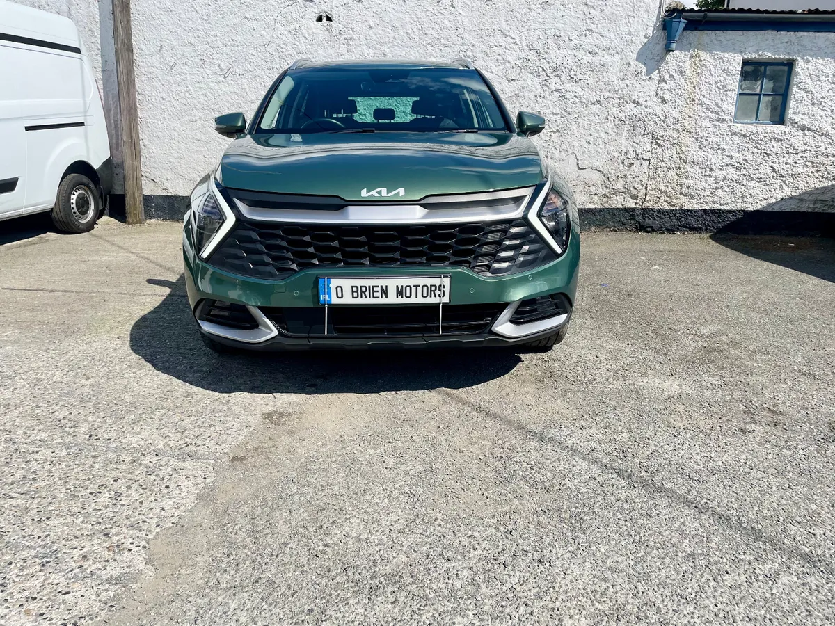 Kia Sportage SUV, Petrol Plug-in Hybrid, 2024, Green