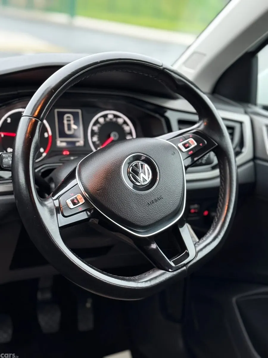 Volkswagen Polo Hatchback, Diesel, 2019, White