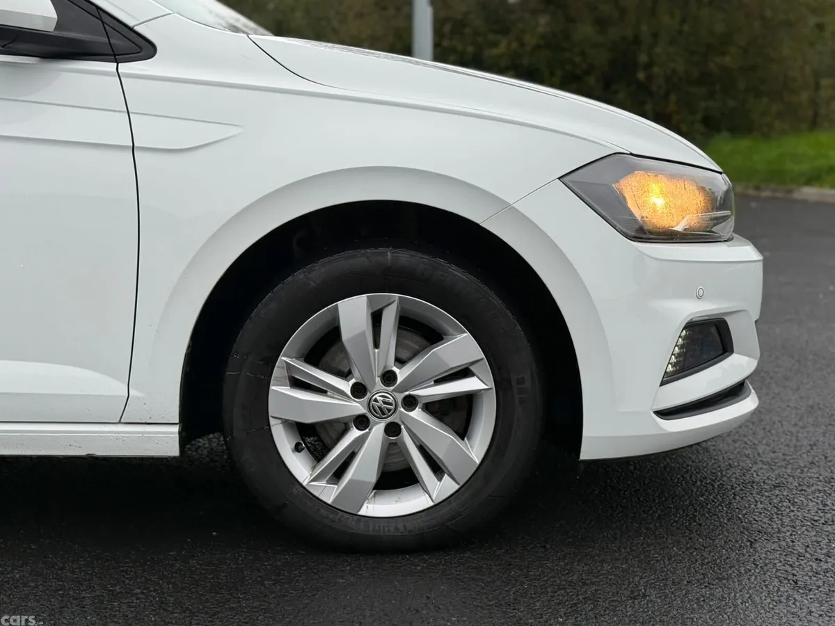 Volkswagen Polo Hatchback, Diesel, 2019, White