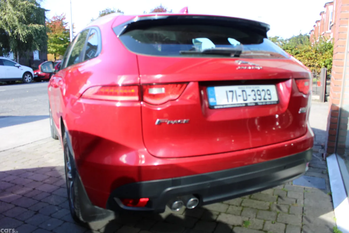 Jaguar F-Pace SUV, Diesel, 2017, Red