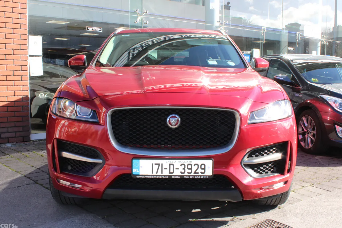 Jaguar F-Pace SUV, Diesel, 2017, Red