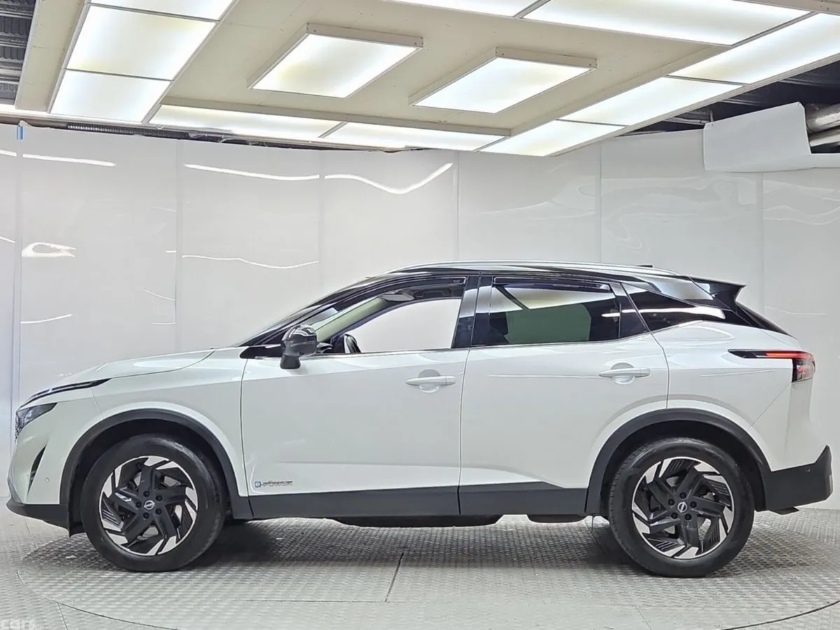 Nissan Qashqai MPV, Petrol Hybrid, 2025, White