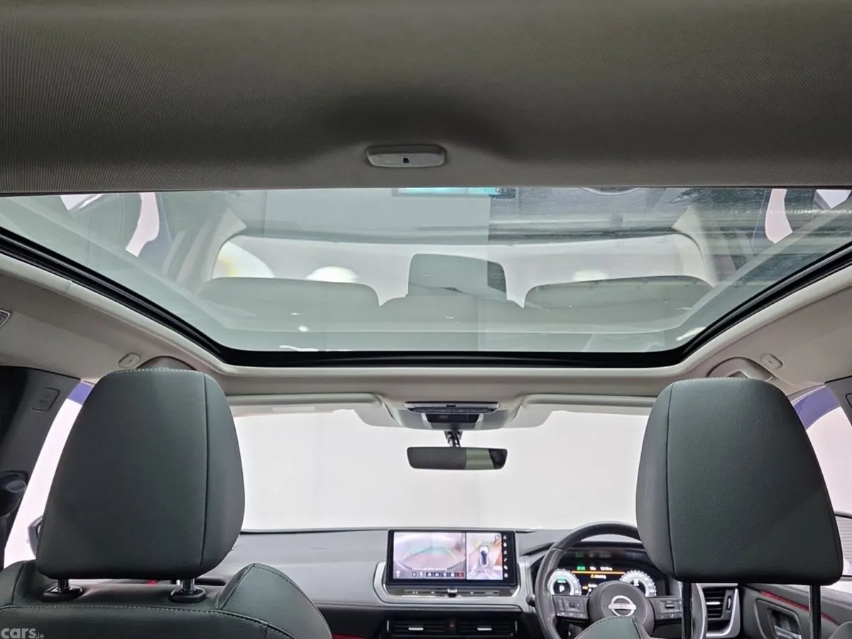 Nissan Qashqai MPV, Petrol Hybrid, 2025, White