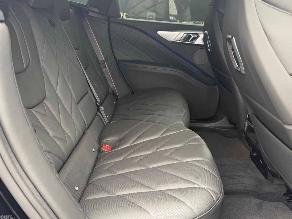 BMW XM SUV, Petrol Plug-in Hybrid, 2026, Black