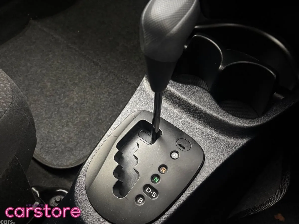Toyota Vitz Hatchback, Petrol, 2019, White