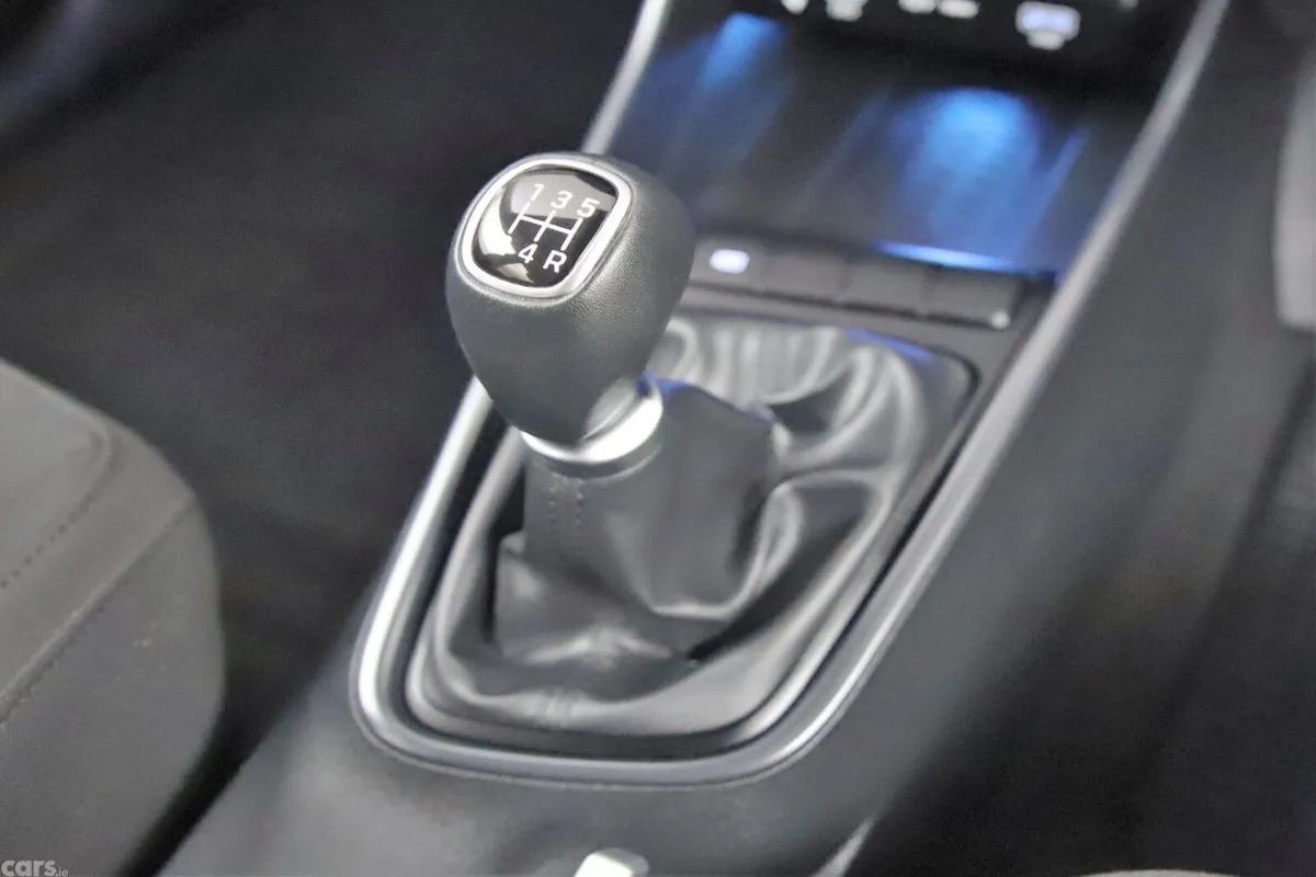 Hyundai i20 Hatchback, Petrol, 2024, Black