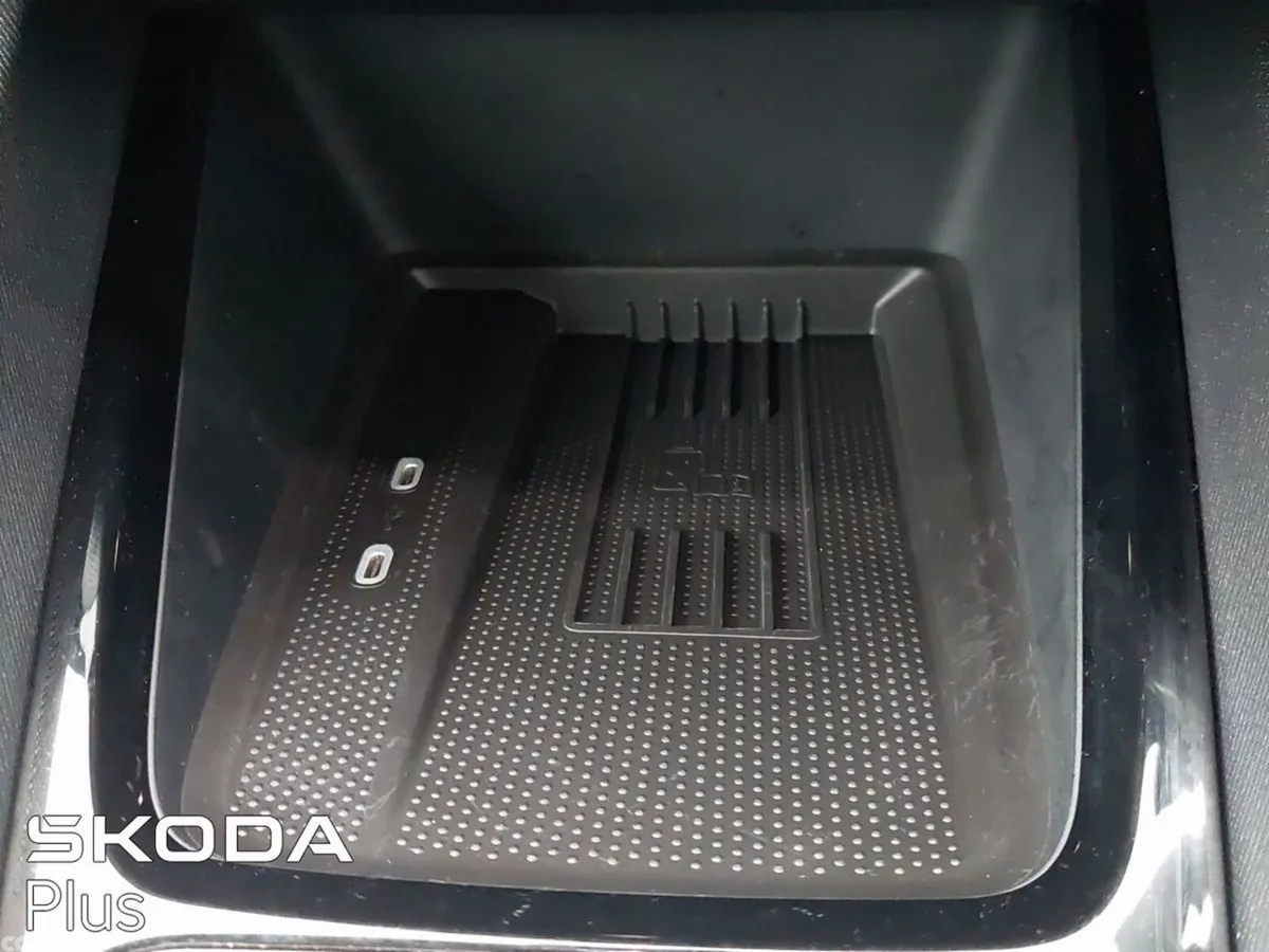 Skoda Octavia Saloon, Diesel, 2026, Black