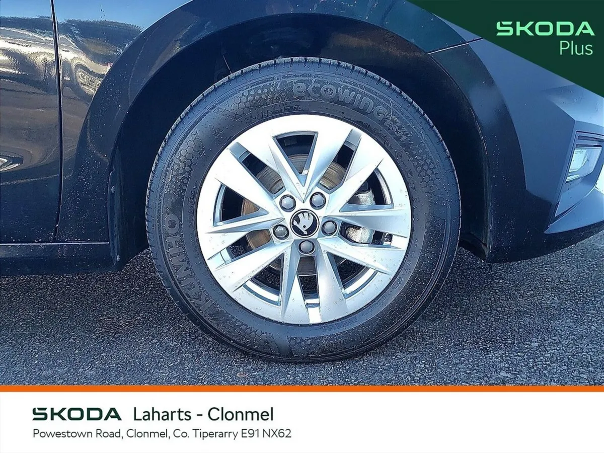 Skoda Fabia Hatchback, Petrol, 2025, Black