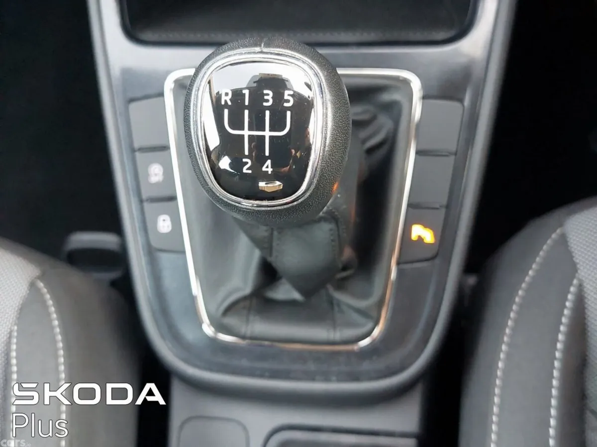 Skoda Fabia Hatchback, Petrol, 2025, Black