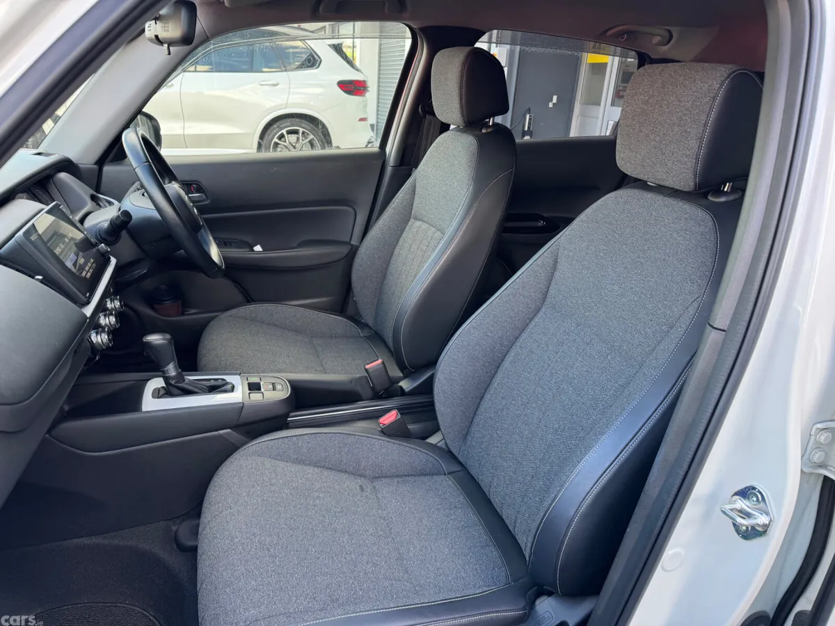 Honda Fit Hatchback, Petrol Hybrid, 2020, White